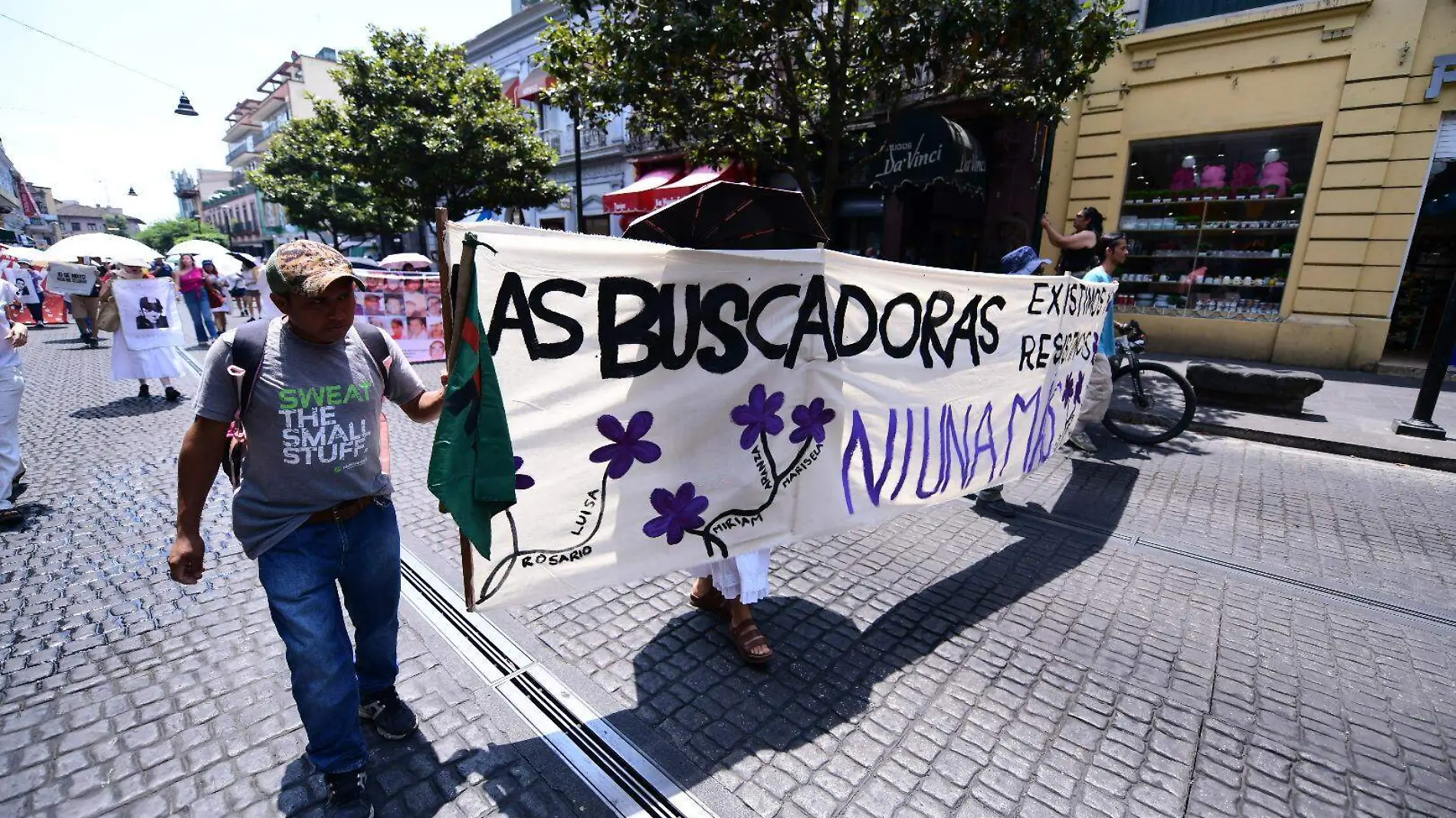 RENÉ-BUSCANDO A NUESTROS DESAPARECIDOS